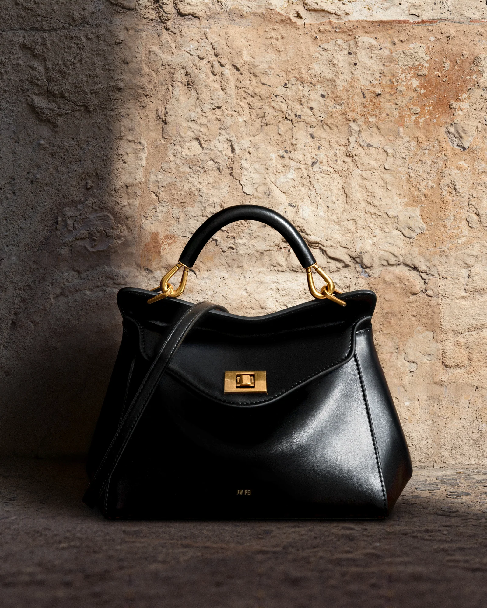 Effortless Style, Empowered by Design